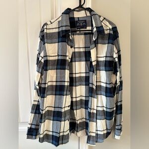 American Eagle Size XL Blue and White Plaid Button-Up Shirt